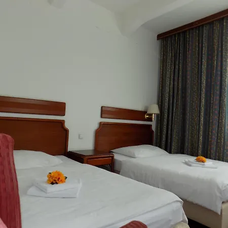 Hotel S-centrum 4*